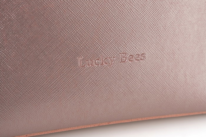 Lucky Bees 1229 Bolsa de cuerpo en polvo de cuero de polivinilo para mujer